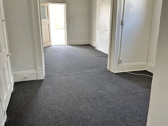 3rd image of 1100 Myrtle Ave #2