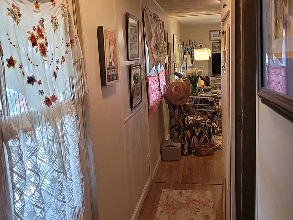 2nd image of 178 Oleander St #178