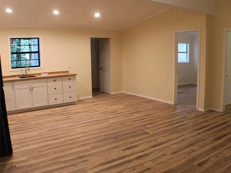 148 Golden Oaks Dr — Photo 7
