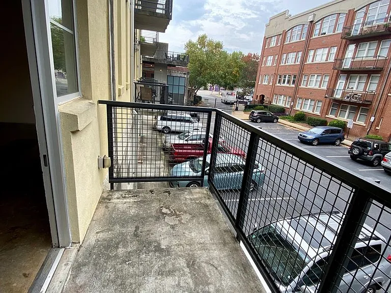 Ice House Lofts — Photo 30