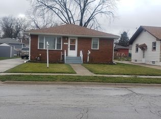 1707 N Center St, Crest Hill, IL 60403