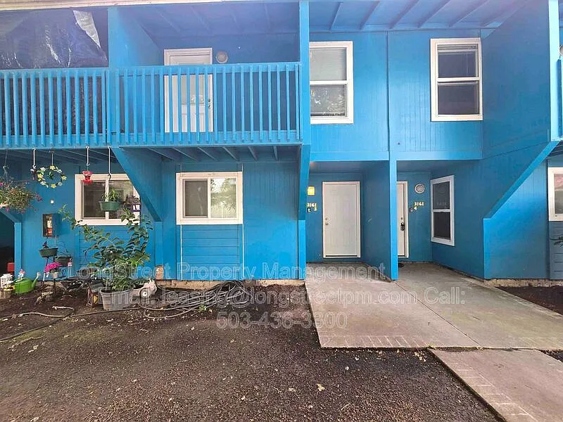 2 bed, 1.5 bath, 1131 sqft, $1,495 — Photo 2