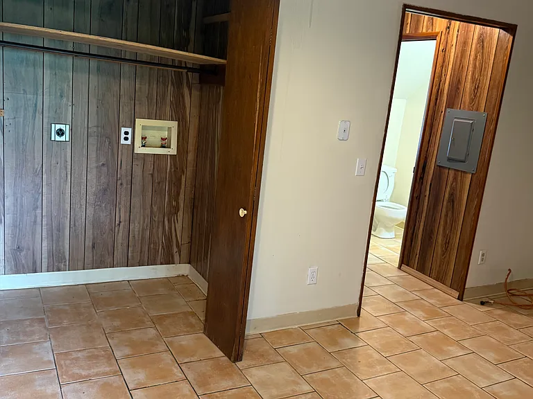 305 Lane Ave #3 — Photo 7