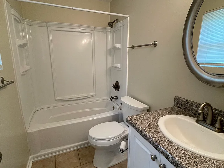 2302 Woodsman Dr — Photo 17