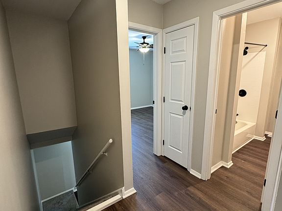 5th image of 401 S Kentucky St #6