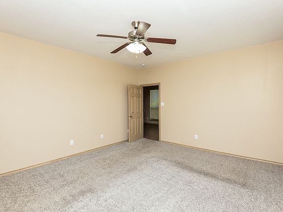 4th image of 10829 Irish Glen Trl