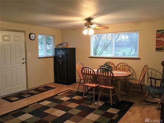 4th image of 128 Hilley Dr