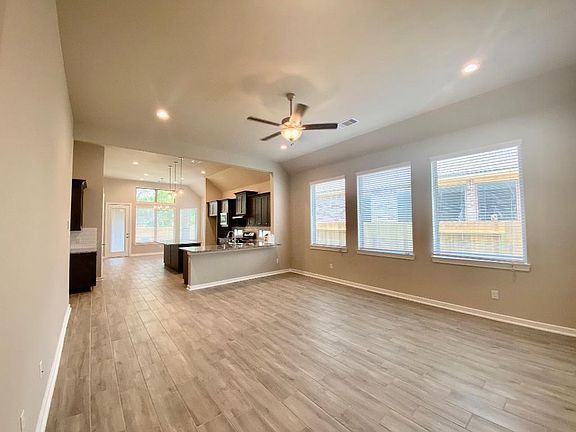 2nd image of 1918 Waters Branch Dr