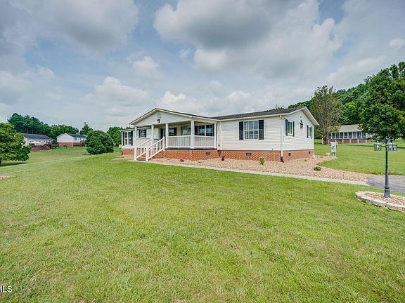 2nd image of 324 Louise Ln