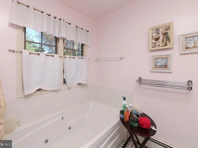 1806 Jody Rd — Photo 17