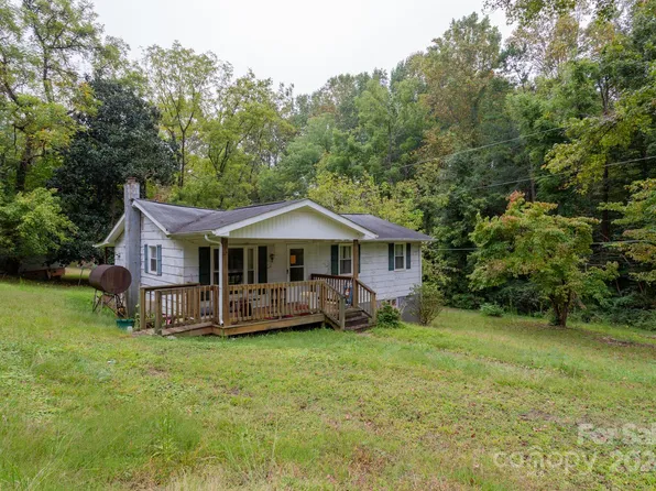112 Levi St, Rutherfordton, NC 28139
