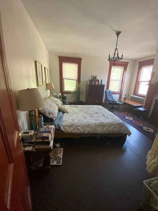 3 bed, 1500 sqft, $1,699 — Photo 3
