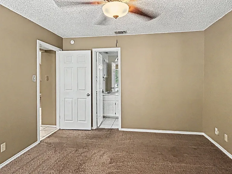 12446 Starcrest Dr #312 — Photo 16