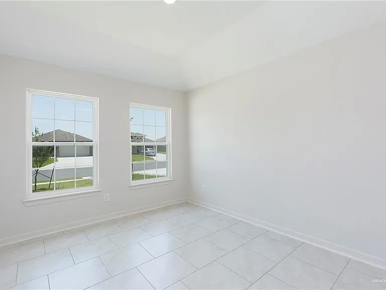 8406 N 33rd Ln — Photo 14