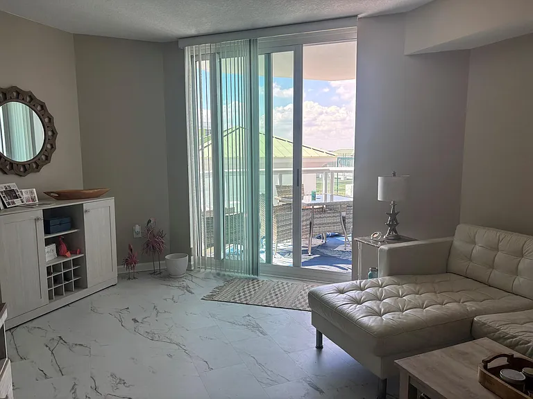 401 SW 4th Ave #700 — Photo 9