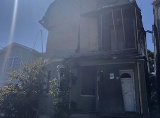 218 W Runyon St, Newark, NJ 07108