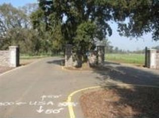 9123 Shire Oaks Ln, Elk Grove, CA 95624