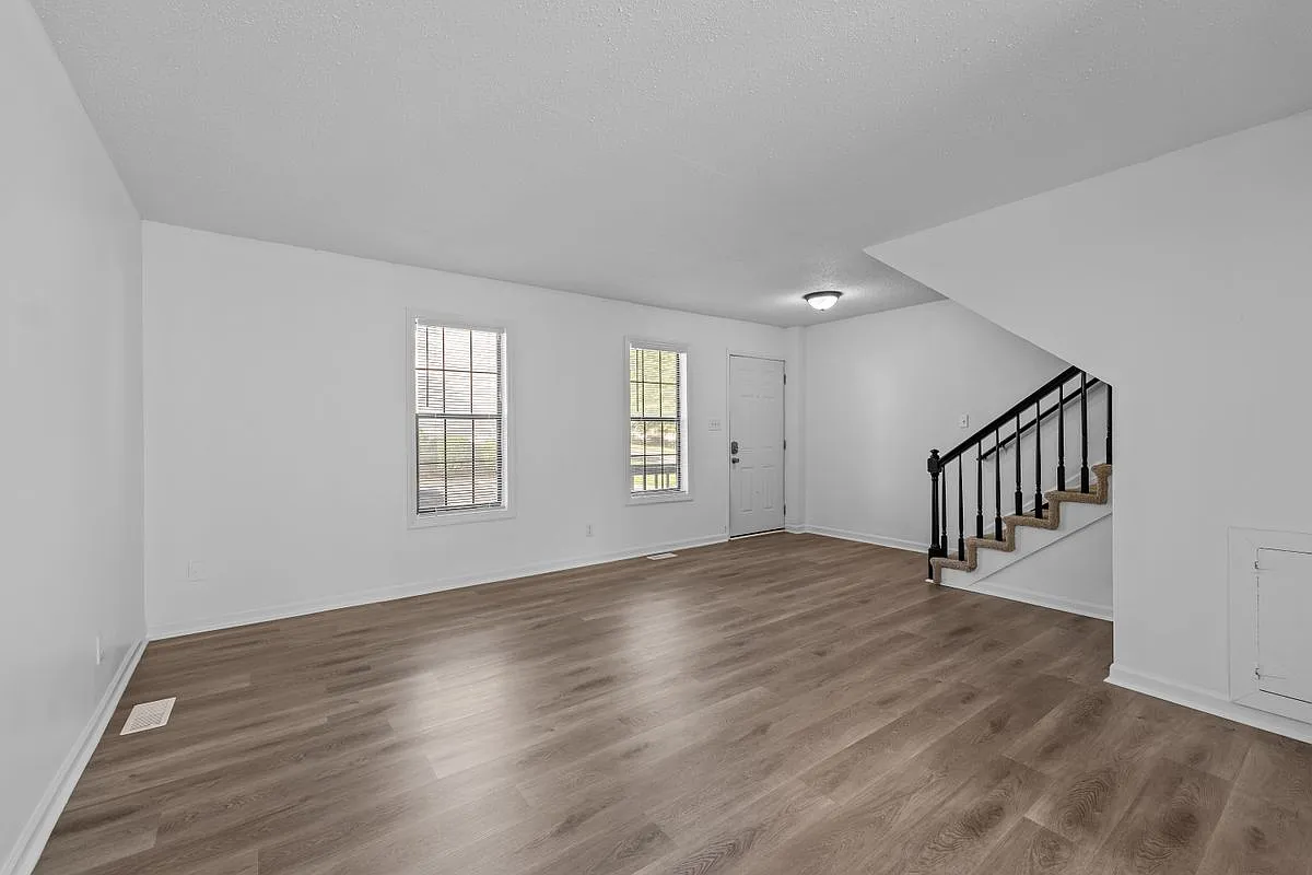 3 bed, 2.0 bath, 1500 sqft, $1,475 — Photo 4