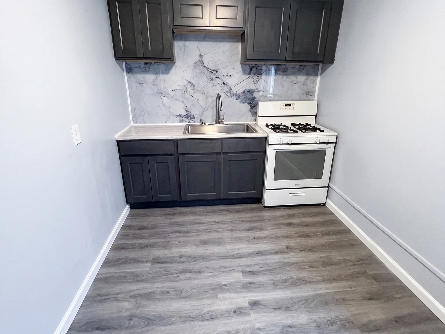 1 bed, 600 sqft, $750 — Photo 3