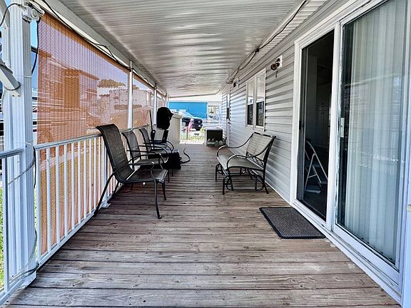 3rd image of 12121 Vonn Rd #221