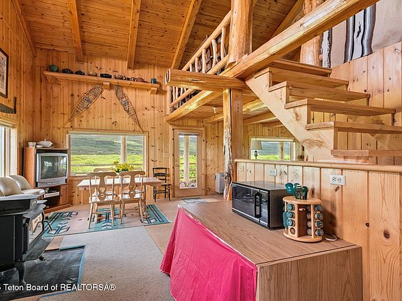 6th image of this home