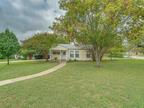 7400 Llano Ave
