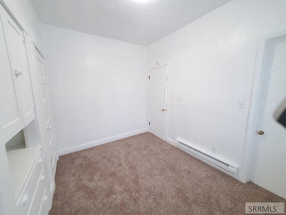 3rd image of 501 L St #501