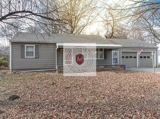 12712 Grandview Rd, Grandview, MO 64030