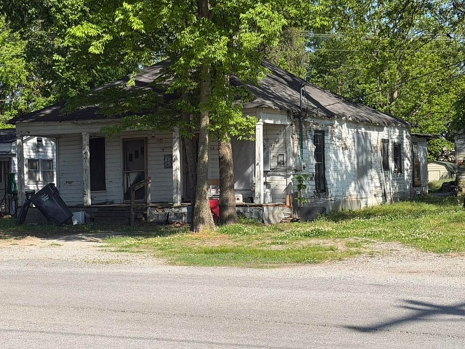 1st image of 402 NW 6th St
