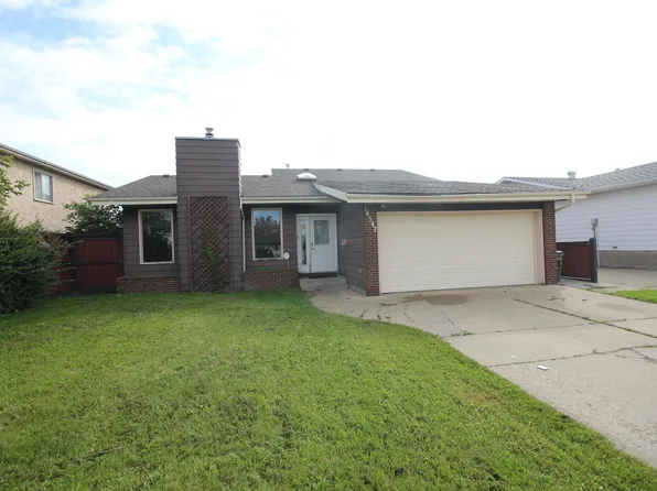 16547 113th St NW, Edmonton, AB T5X 4T2