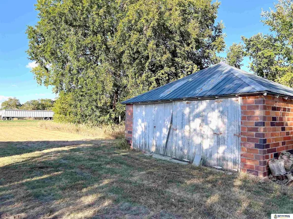 Frances Ave, Fairbury, NE 68352