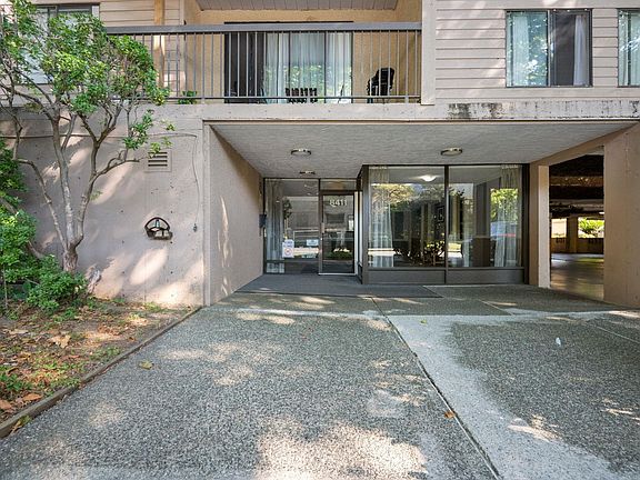 4th image of 8411 Ackroyd Rd #218