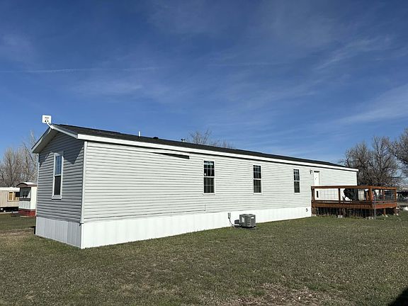 3rd image of 1126 17th St W #102