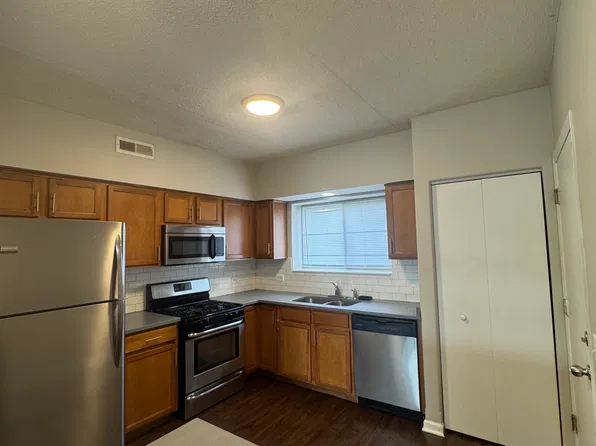 5045 N Northwest Hwy APT 302, Chicago, IL 60630