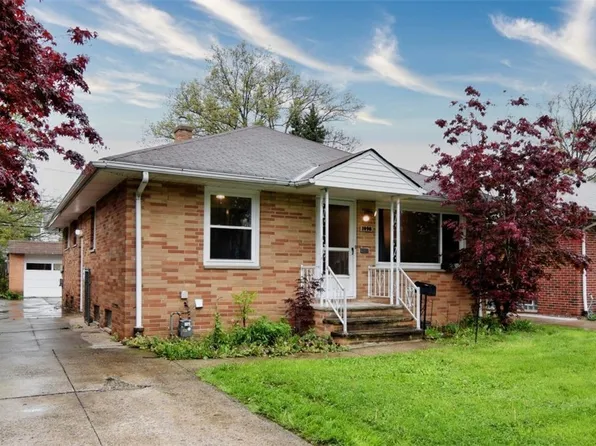 1098 Homestead Rd, South Euclid, OH 44121