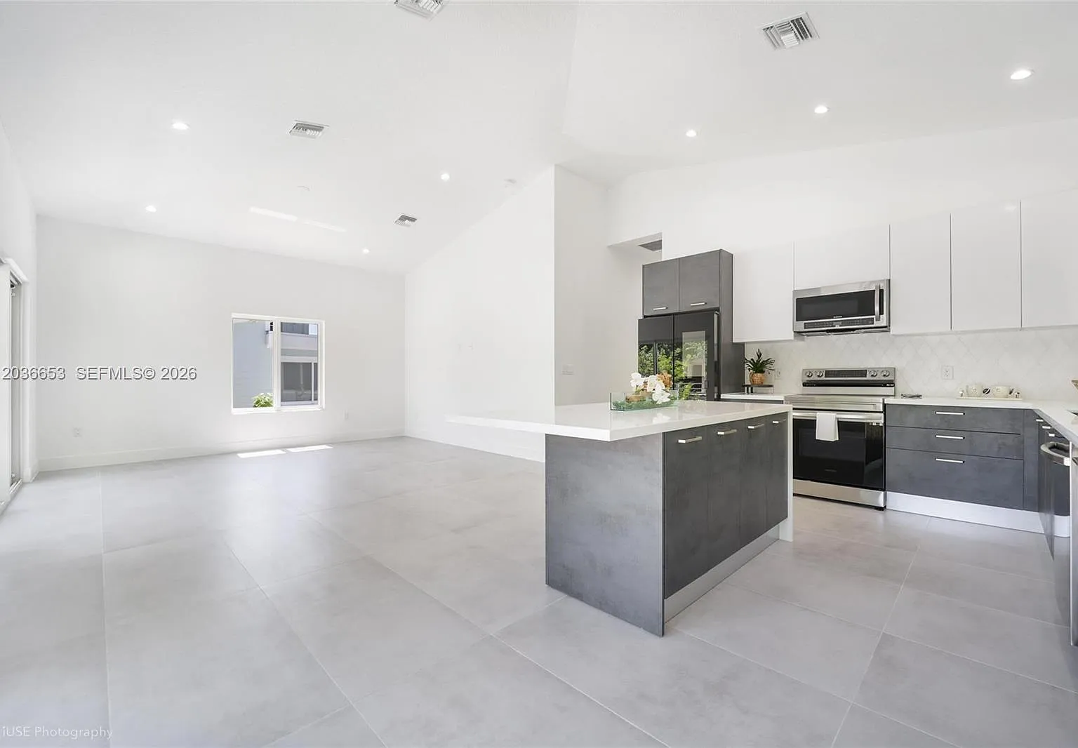 Bowens Add Riviera Villag — Photo 2