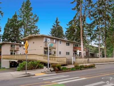 465 Winslow Way E #205, Bainbridge Island, WA, 98110