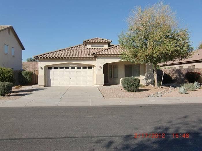 1st image of 1106 E Carob Dr