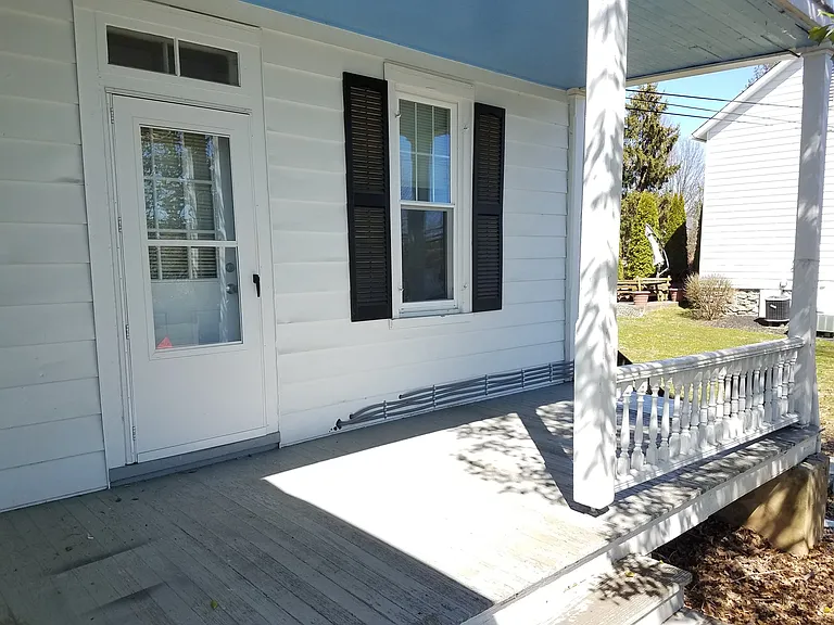 135 W. Charlotte St. — Photo 13