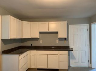 22 Glen St, Rensselaer, NY 12144