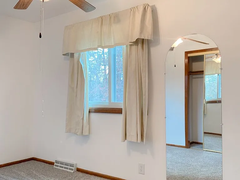 2103 Morrie Dr — Photo 20