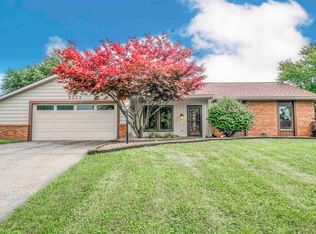 3223 Cedarvalley Dr, New Haven, IN