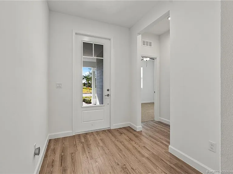 14143 SW Safi Ter — Photo 6