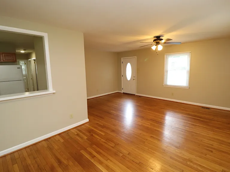 829 Carlisle St — Photo 7