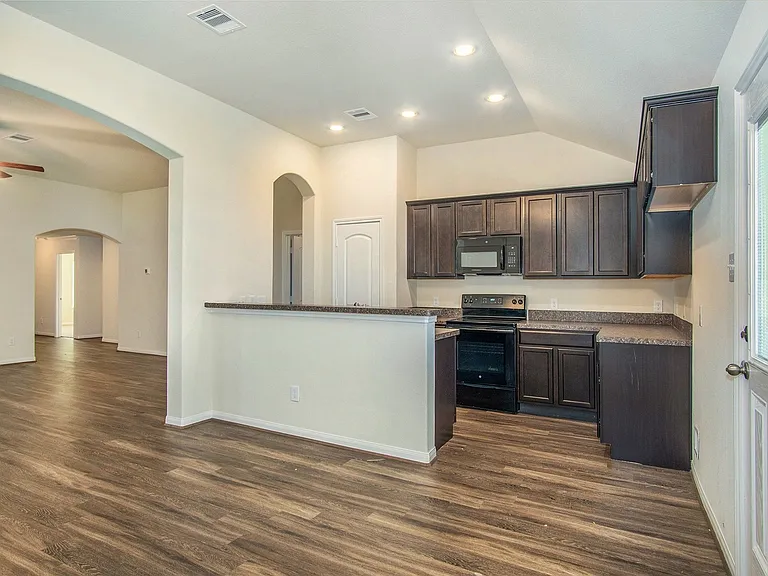 13006 Lazy Ln — Photo 4