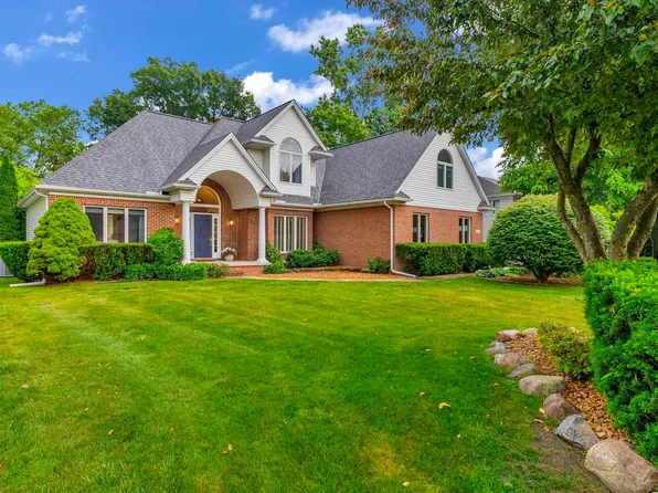 1031 Troon, Saint Clair, MI 48079