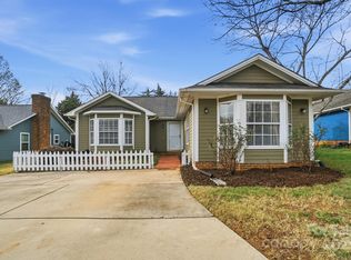 2909 Misty Plum Ct, Fort Mill, SC 29715