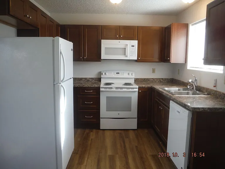 1920 W Koch St #A-D — Photo 12