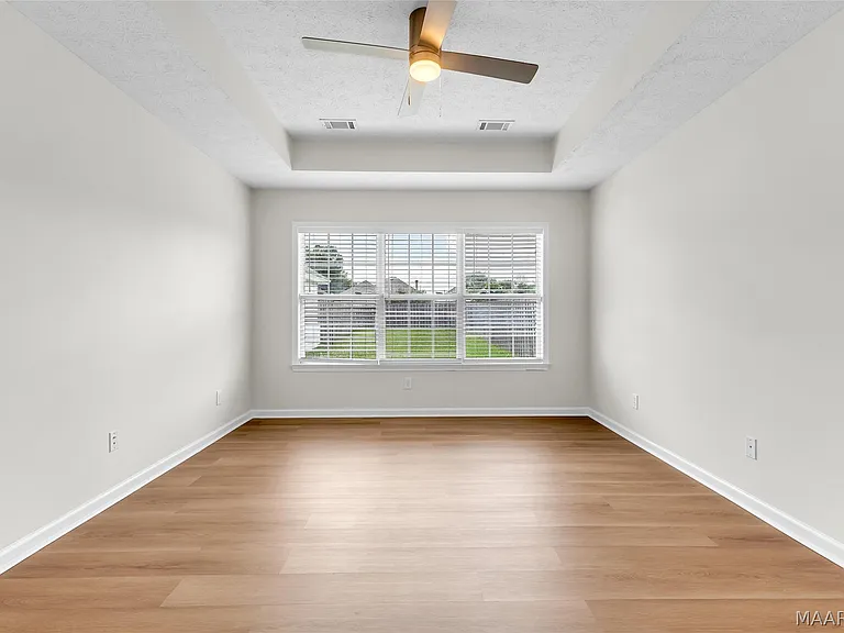 3925 Claiborne Cir — Photo 14