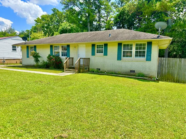 106 Whiteside St, Shelbyville, TN 37160